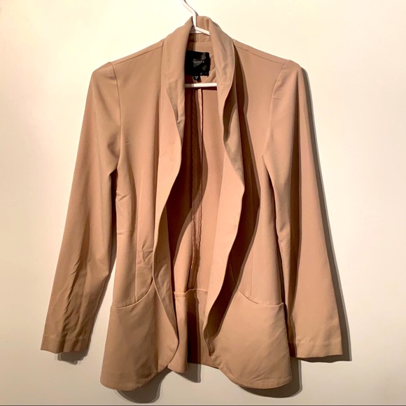 Light cream pink blazer - Picture 1 of 4